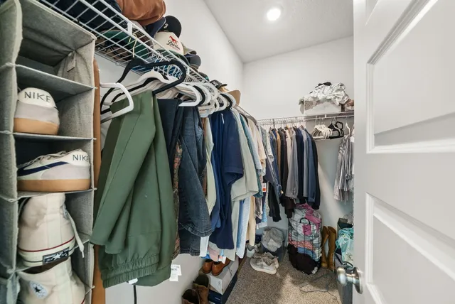 $2,350 | 39 Bluebeech Street, Freeport, FL 32439