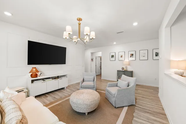 $2,350 | 39 Bluebeech Street, Freeport, FL 32439