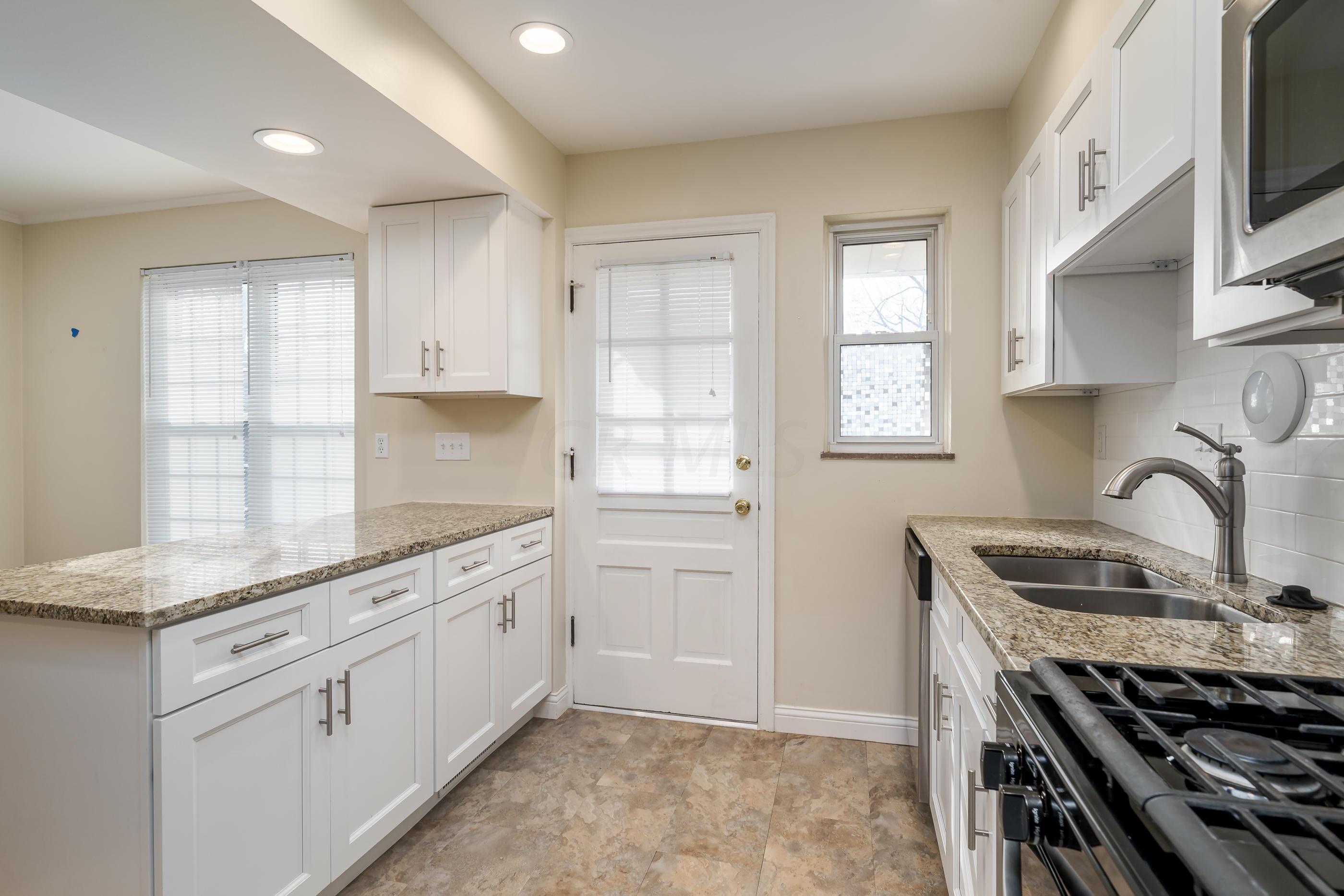 2073 Ridgeview Road Columbus, OH 43221 - Photo 12 of 26 2073 Ridgeview Rd_MLS_13