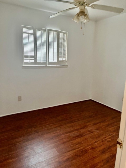 10923 Concho Street Houston, TX 77072 - Photo 4 of 7