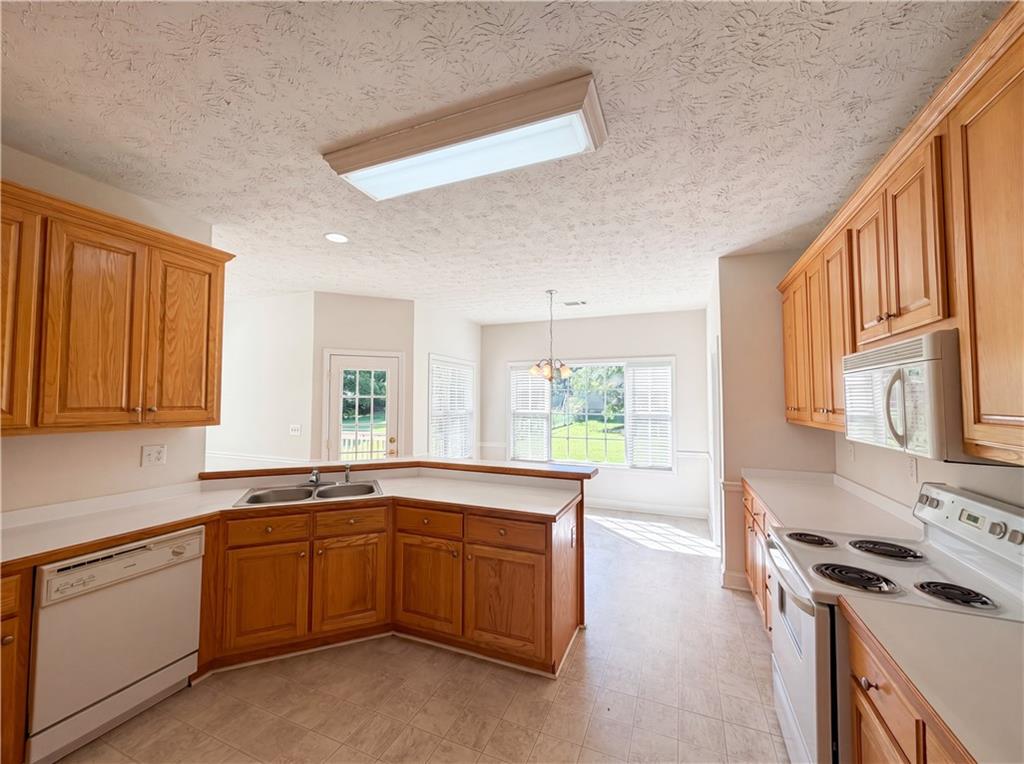 2989 Fannie Thompson Road Northwest Monroe, GA 30656 - Photo 7 of 19