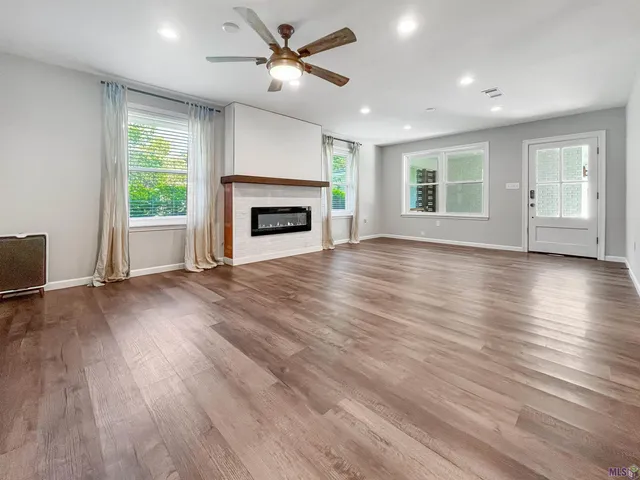 $229,900 | 723 Poplar Street, Denham Springs, LA 70726