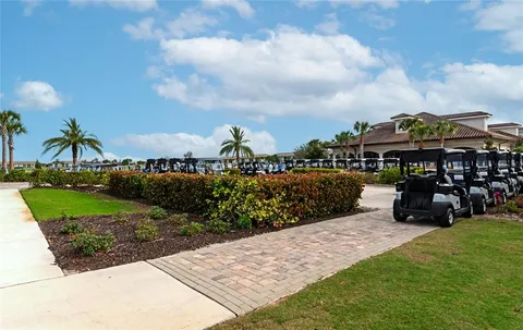 $2,200 | 17810 Gawthrop Drive, Unit 305, Bradenton, FL 34211