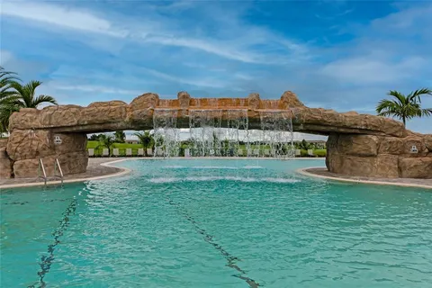 $2,200 | 17810 Gawthrop Drive, Unit 305, Bradenton, FL 34211