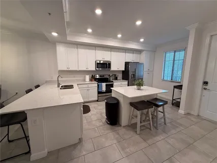 $2,200 | 17810 Gawthrop Drive, Unit 305, Bradenton, FL 34211
