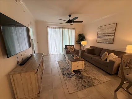 $2,200 | 17810 Gawthrop Drive, Unit 305, Bradenton, FL 34211