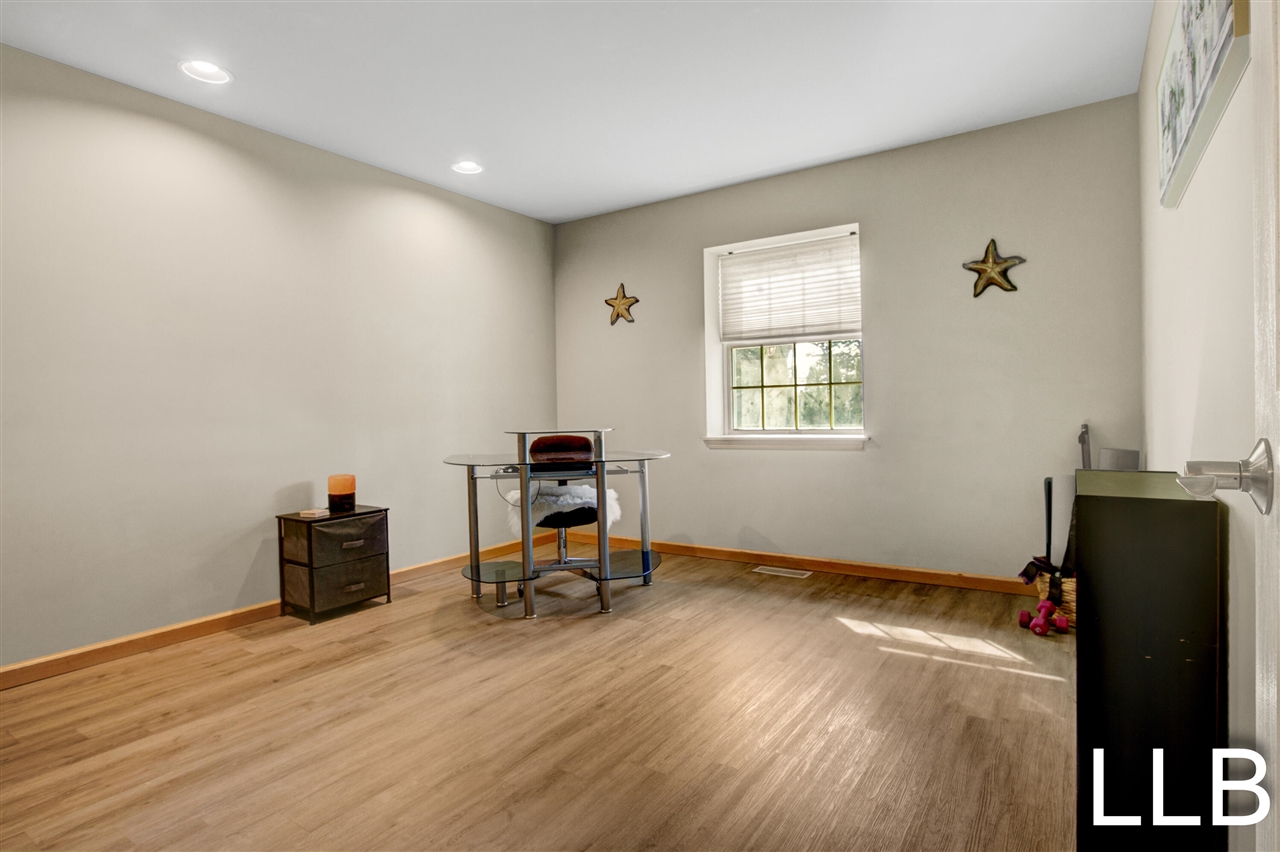 2982 Ridgeview Street Muskegon, MI 49445 - Photo 25 of 47