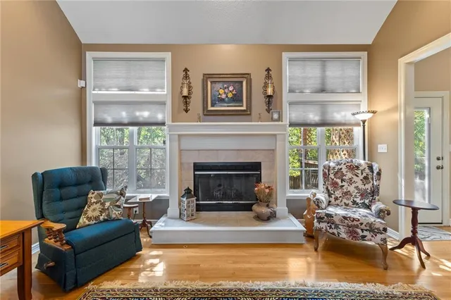 $520,000 | 4120 Southwest Flintrock Drive, Lee's Summit, MO 64082