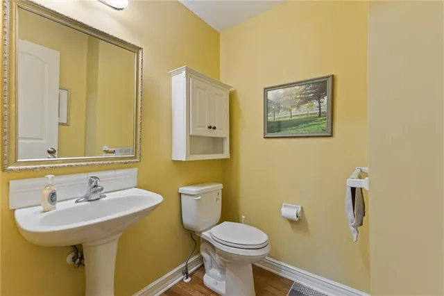 $520,000 | 4120 Southwest Flintrock Drive, Lee's Summit, MO 64082