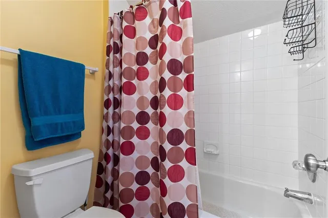 $520,000 | 4120 Southwest Flintrock Drive, Lee's Summit, MO 64082