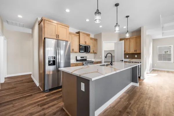 $374,900 | 1878 Woodland Way, Unit 4334, Slinger, WI 53086
