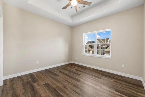 $374,900 | 1878 Woodland Way, Unit 4334, Slinger, WI 53086