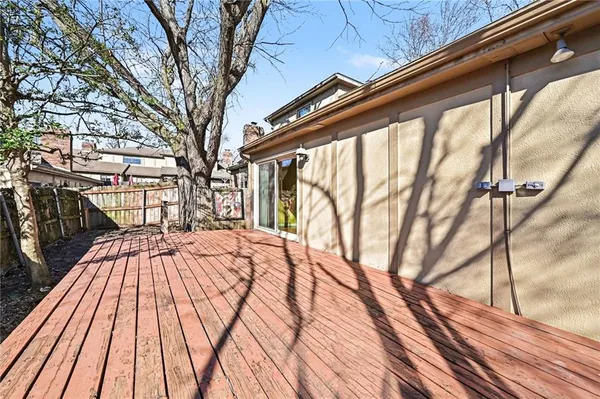 $270,000 | 10907 West 96th Terrace, Overland Park, KS 66214