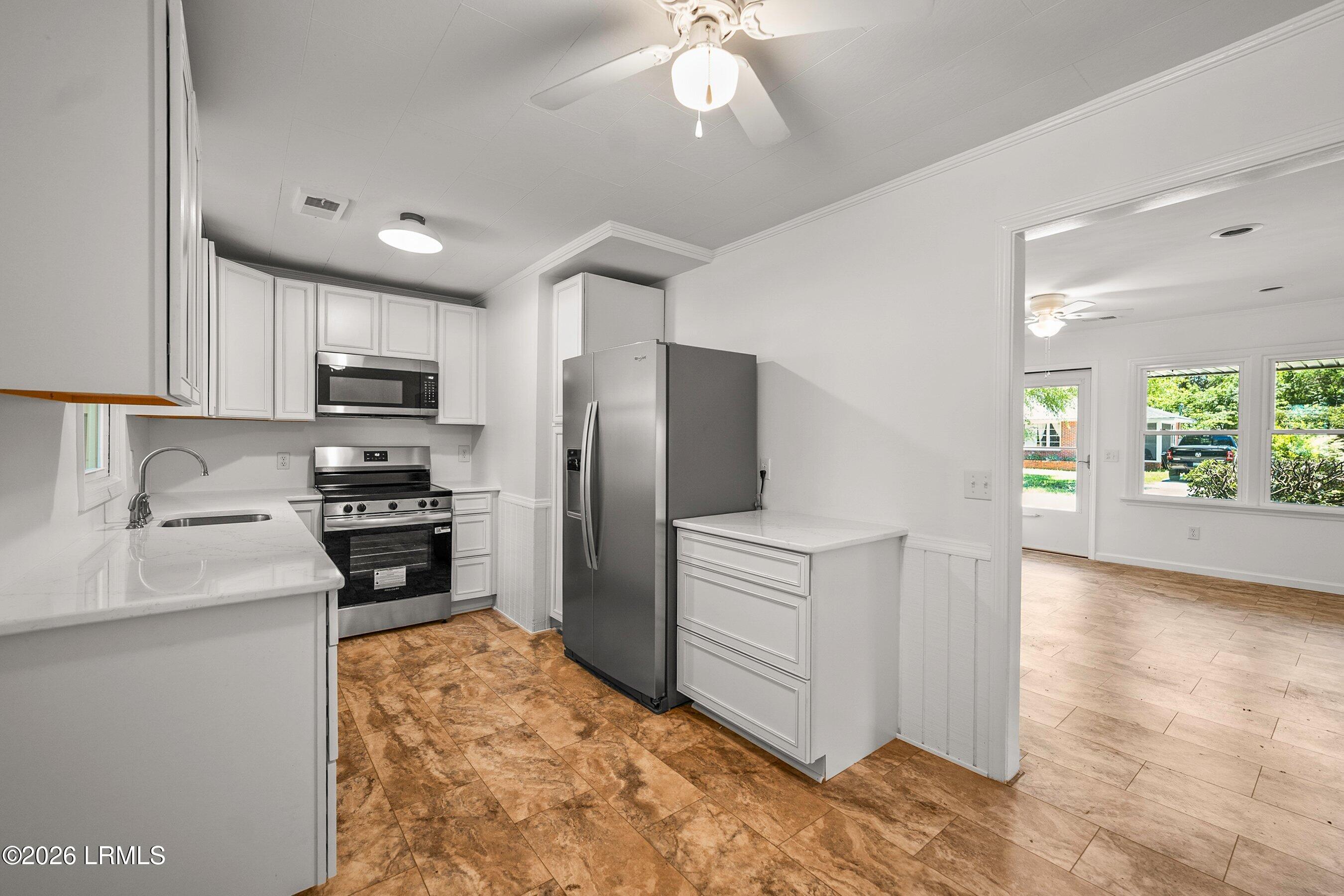 2905 Third Street Beaufort, SC 29902 - Photo 13 of 39 DSC07765-38.jpg-SMALL