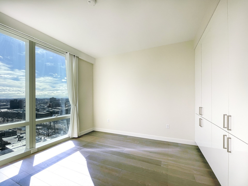 188 Brookline Avenue, Unit 21F Boston, MA 02215 - Photo 11 of 42