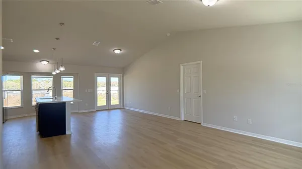 $2,000 | 110 North Dupont Terrace, Inverness, FL 34453