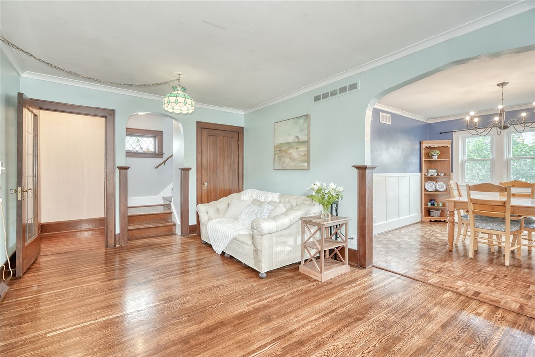 84 Falstaff Road Irondequoit, NY 14609 - Photo 6 of 48