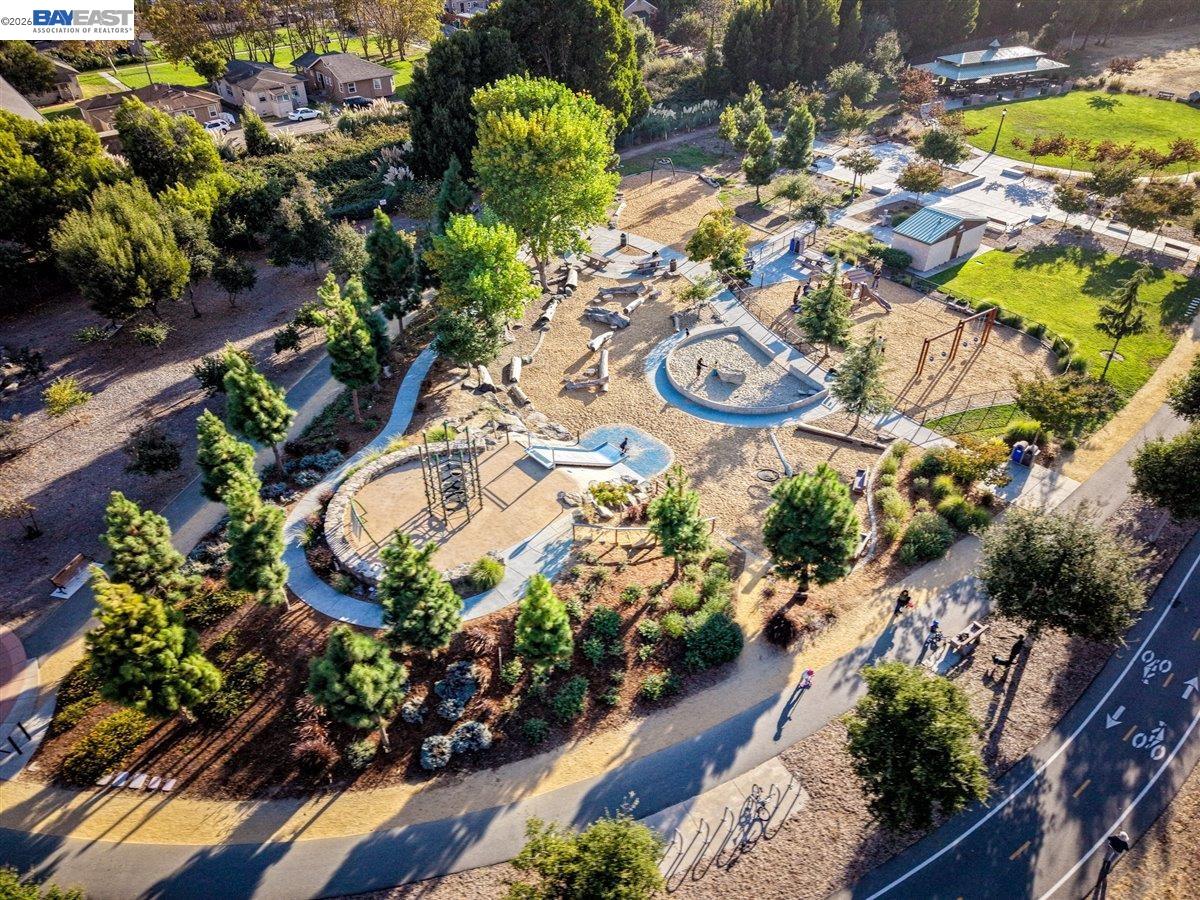 1826 Entrance Road Alameda, CA 94501 - Photo 42 of 46 Another nearby park option