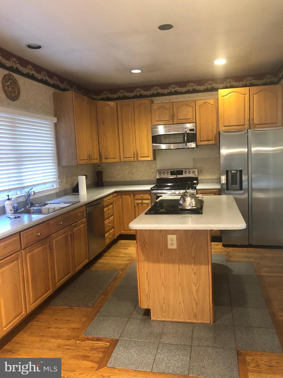 11606 Caplinger Road Silver Spring, MD 20904 - Photo 2 of 7