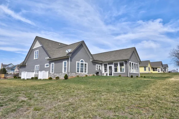 $499,900 | 1058 Eagle Crst Lane, Moneta, VA 24121