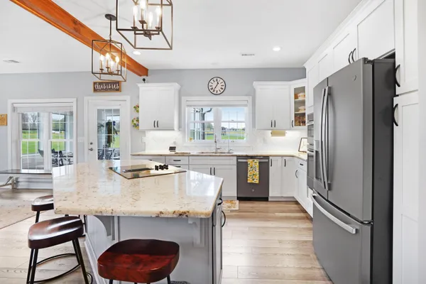 $499,900 | 1058 Eagle Crst Lane, Moneta, VA 24121