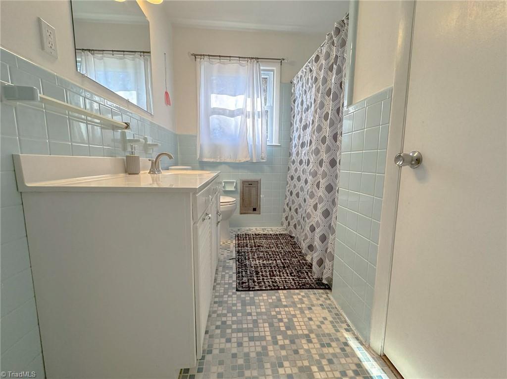 506 Archergate Road Browns Summit, NC 27214 - Photo 12 of 30