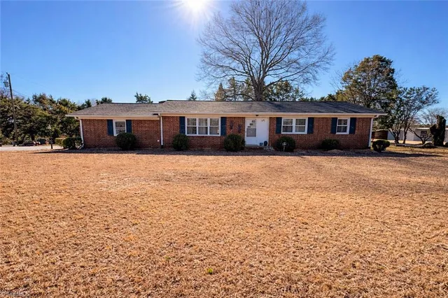 $309,900 | 506 Archergate Road, Browns Summit, NC 27214