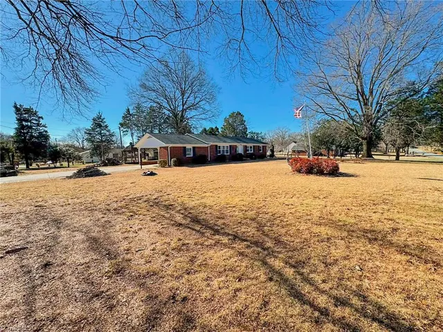 $309,900 | 506 Archergate Road, Browns Summit, NC 27214