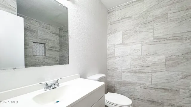 $1,625,000 | 8939 North 8th Street, Phoenix, AZ 85020