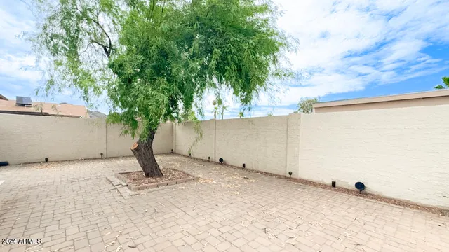 $1,625,000 | 8939 North 8th Street, Phoenix, AZ 85020