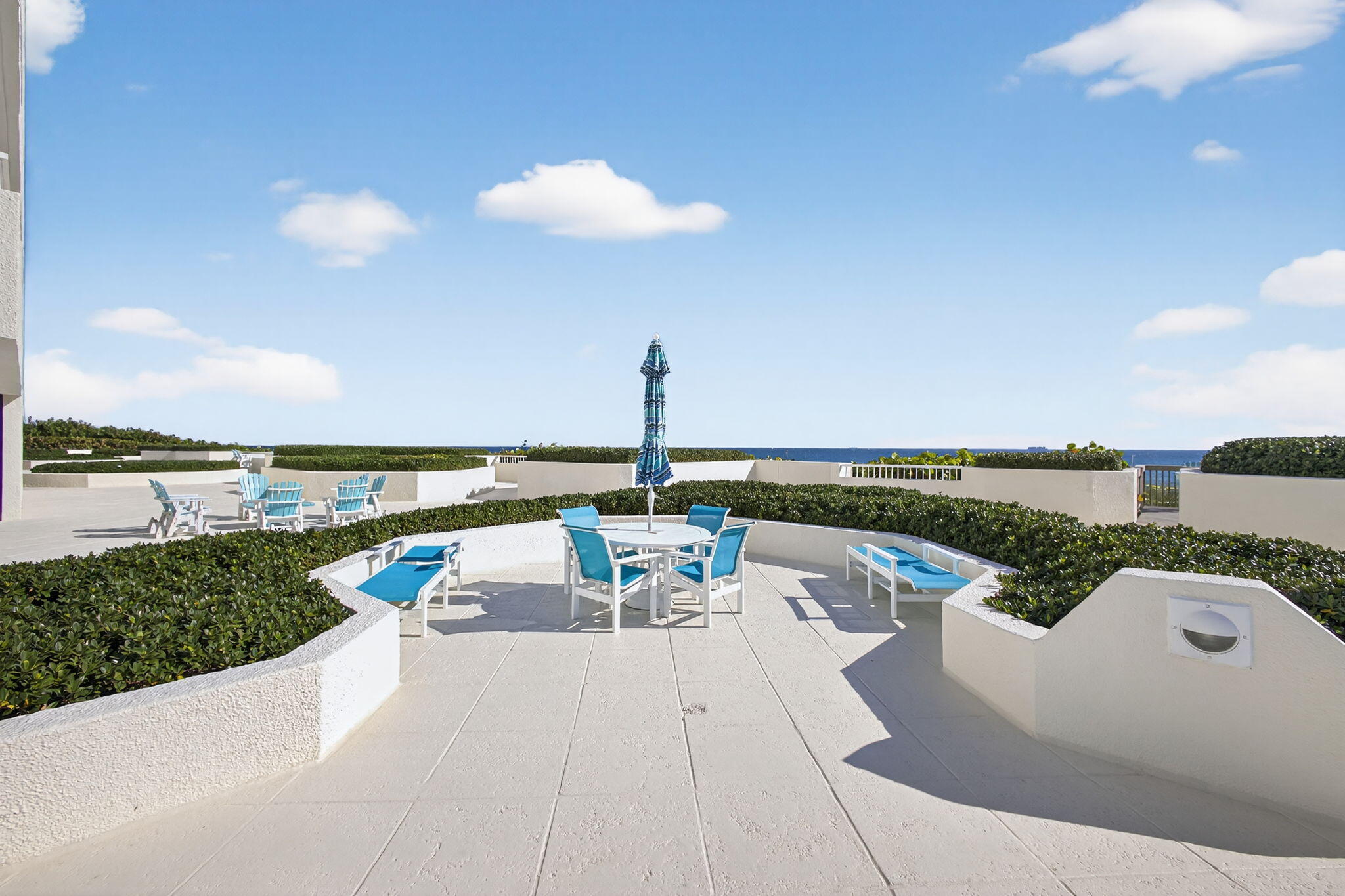 5280 North Ocean Drive, Unit 14D Riviera Beach, FL 33404 - Photo 31 of 55 Ameneties