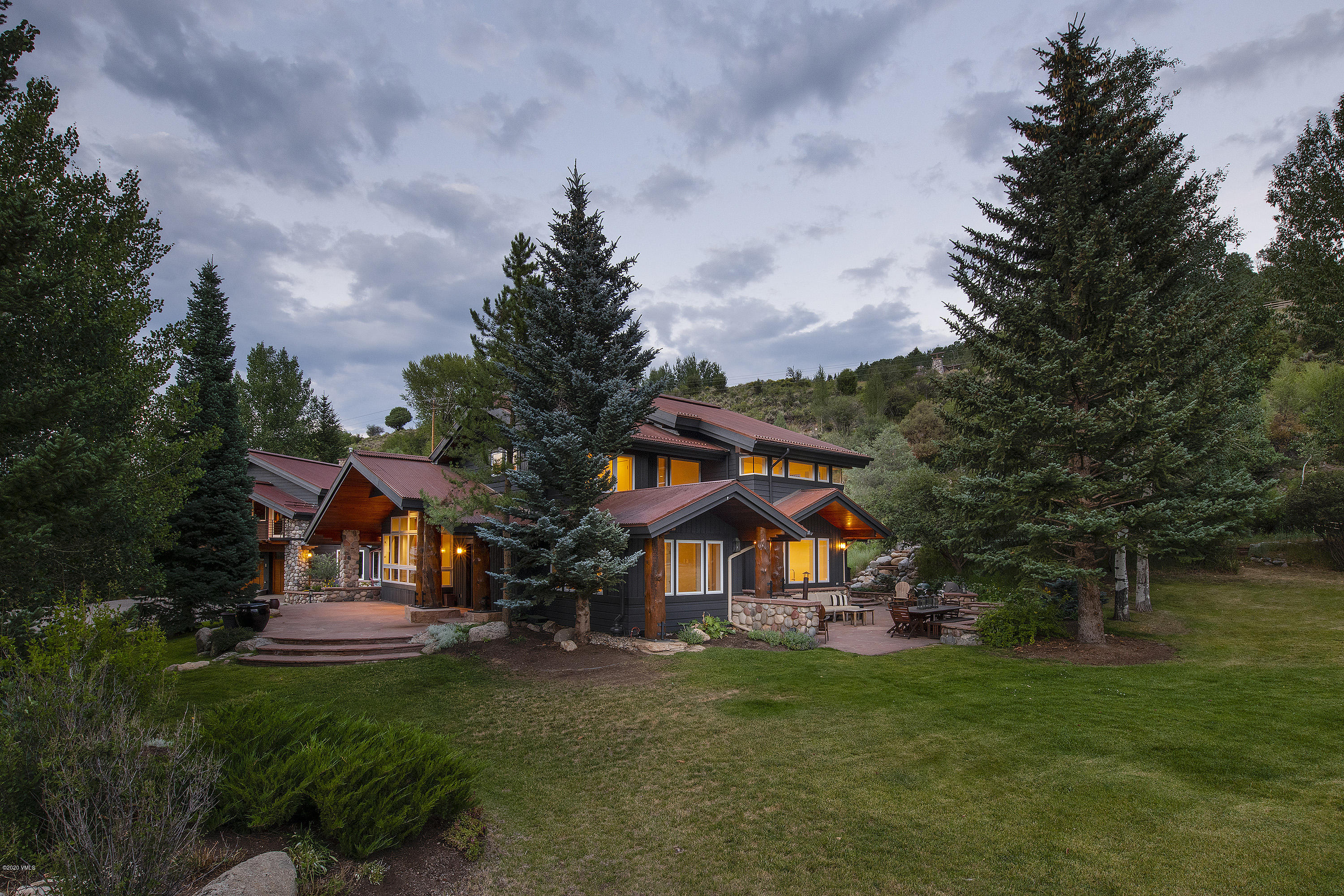 2100 Lake Creek Road Edwards, CO 81632 - Photo 15 of 16 2100Lakecreek_Exterior7
