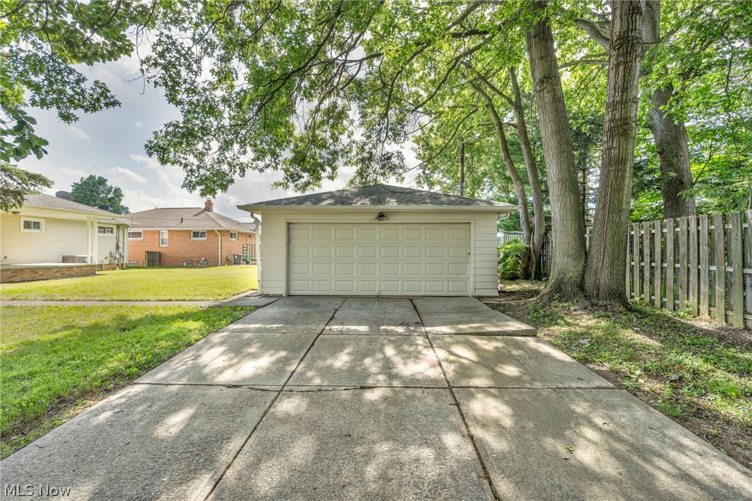 13825 Carpenter Road Garfield Heights, OH 44125 - Photo 38 of 38