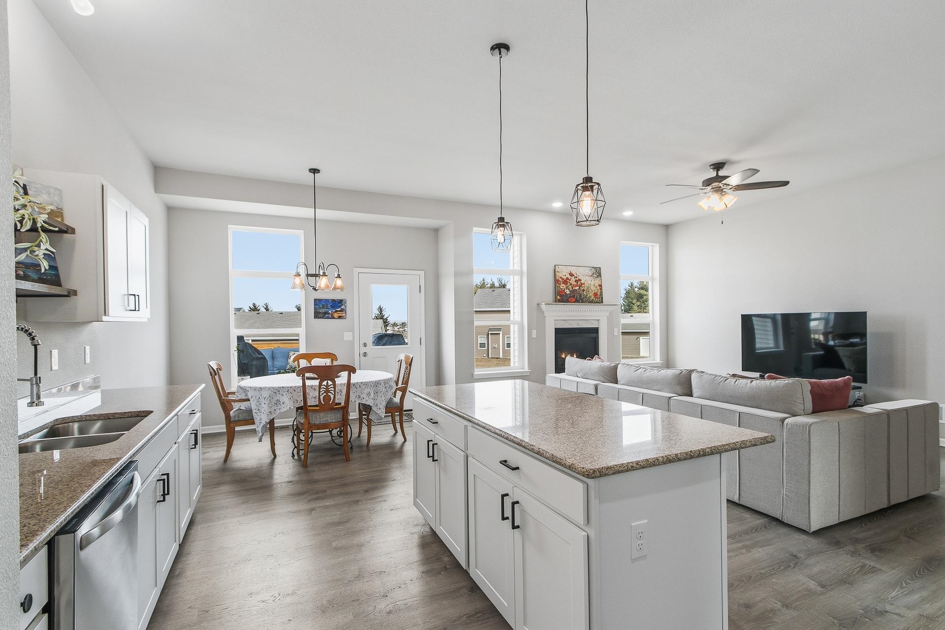 821 Margarets Way Belleville, WI 53508 - Photo 13 of 56