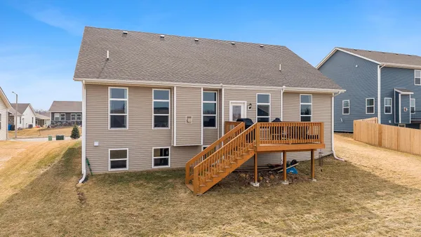 $455,000 | 821 Margarets Way, Belleville, WI 53508