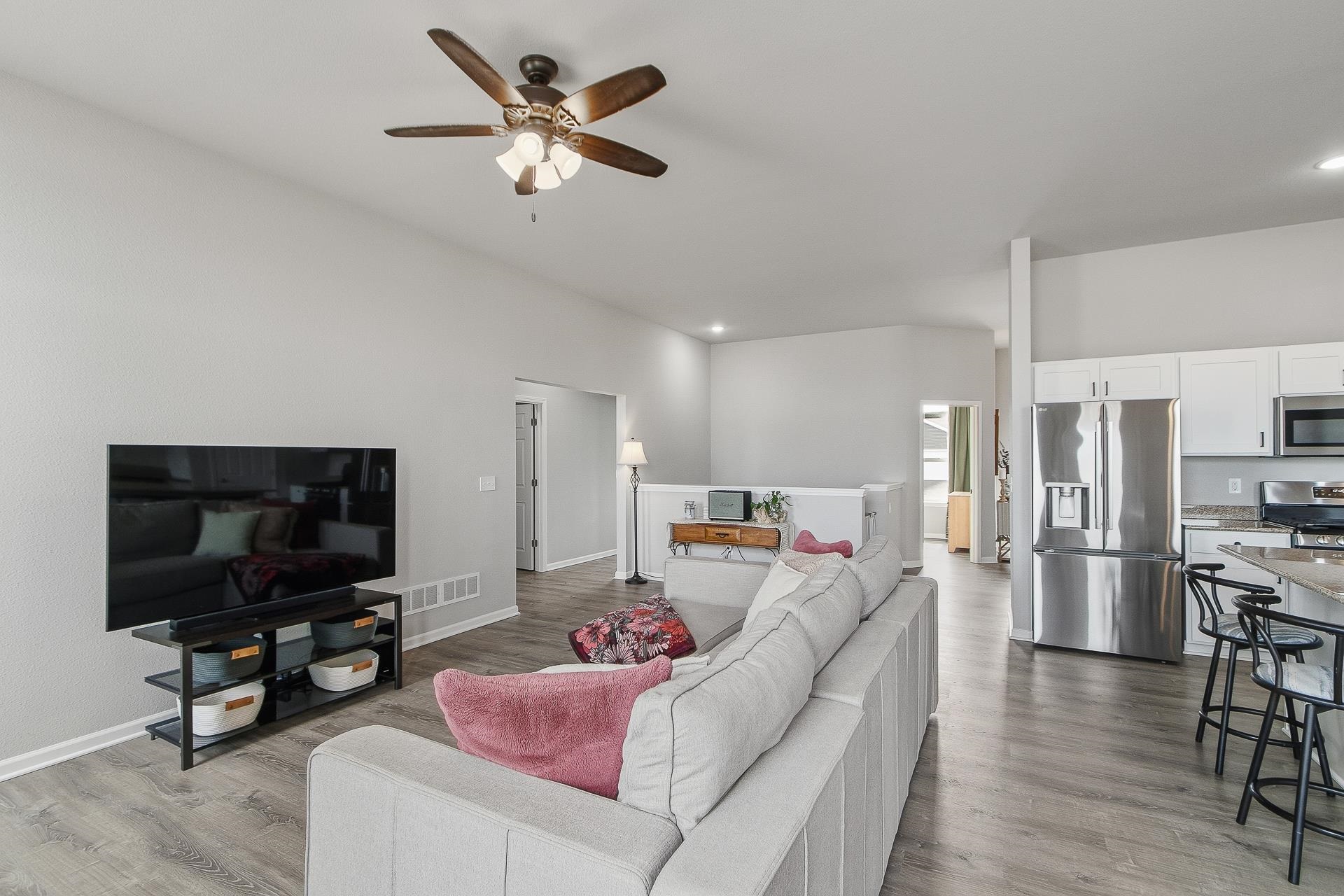 821 Margarets Way Belleville, WI 53508 - Photo 8 of 56