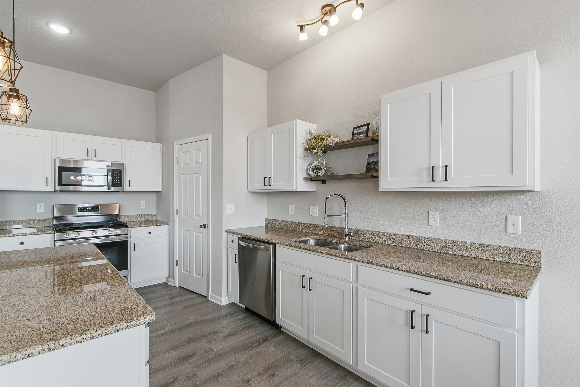 821 Margarets Way Belleville, WI 53508 - Photo 10 of 56