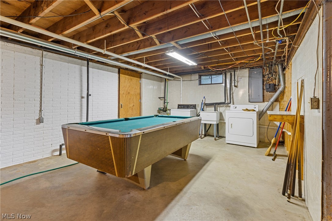 16295 Sperry Road Vermilion, OH 44089 - Photo 34 of 48 Rec room featuring pool table