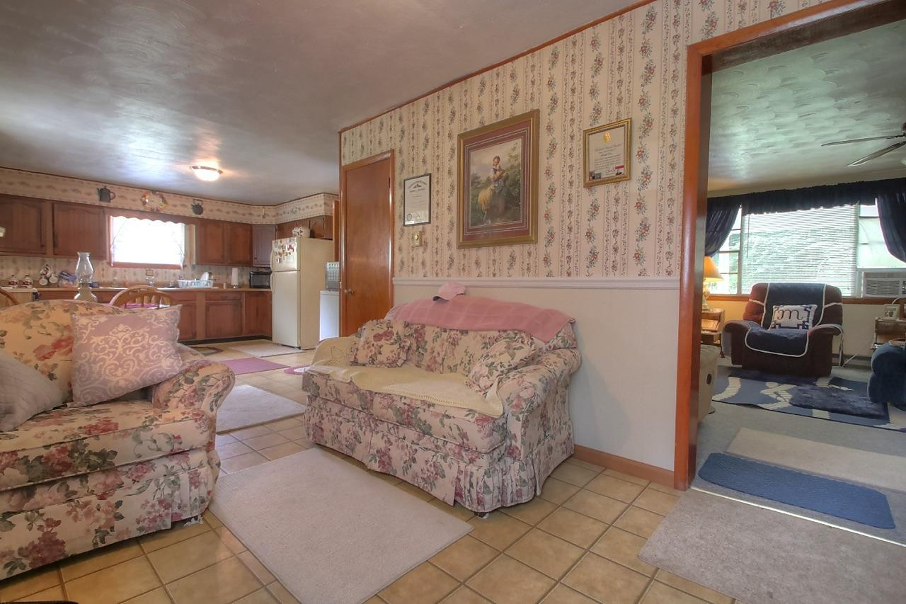 4725 Crane Creek Road Manchester, KY 40962 - Photo 15 of 50 Photo 15