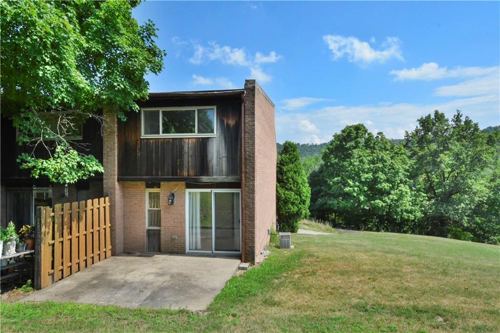 7436 Noblestown Road McDonald, PA 15057 - Photo 2 of 17