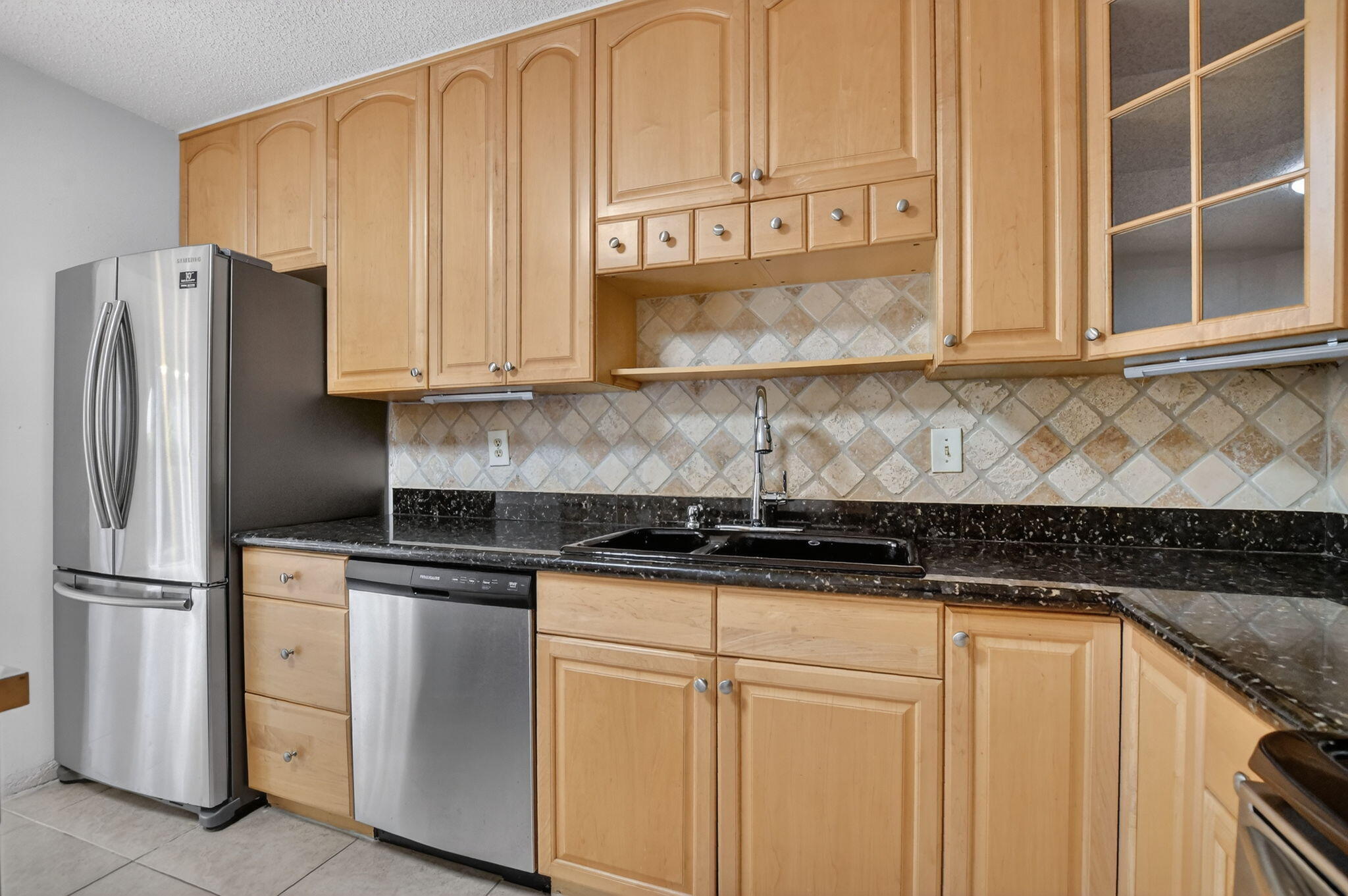 6671 Via Regina, Unit 6671 Boca Raton, FL 33433 - Photo 16 of 49 Kitchen