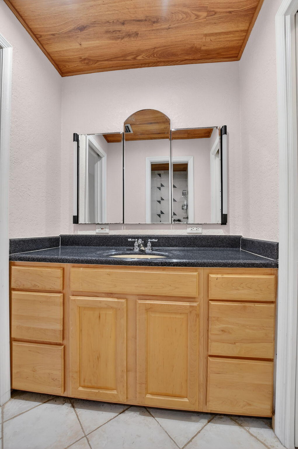 6671 Via Regina, Unit 6671 Boca Raton, FL 33433 - Photo 27 of 49 Master bath
