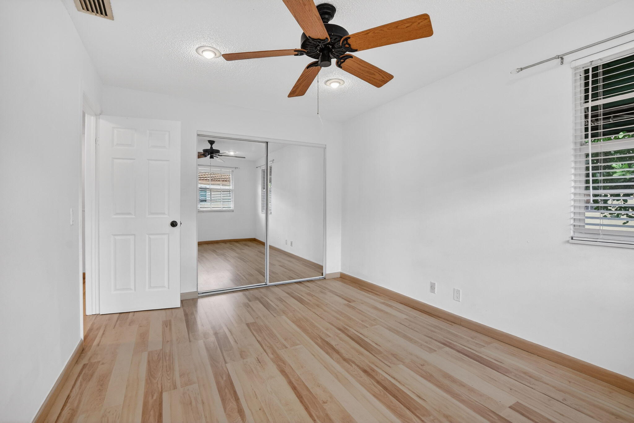 6671 Via Regina, Unit 6671 Boca Raton, FL 33433 - Photo 32 of 49 2nd bedroom