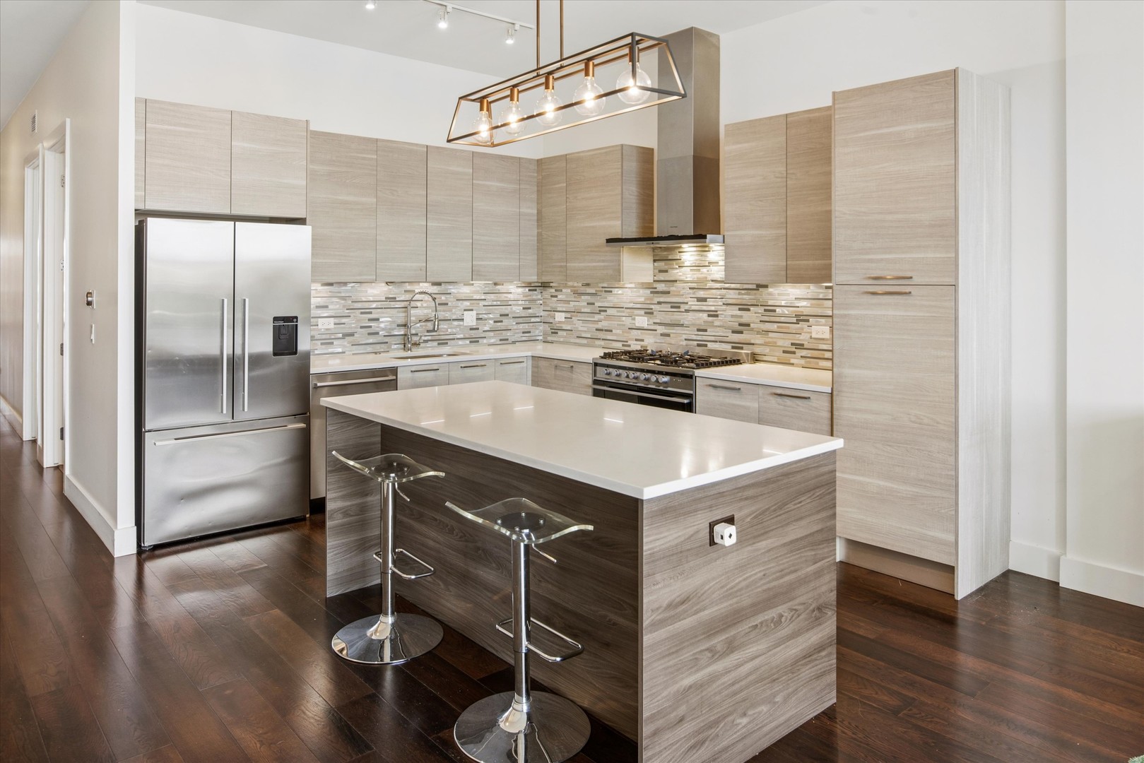1124 West Adams Street, Unit 5E Chicago, IL 60607 - Photo 2 of 23