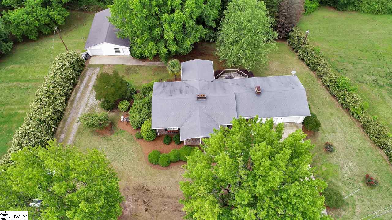 527 Wood Road Greer, SC 29651 - Photo 11 of 35