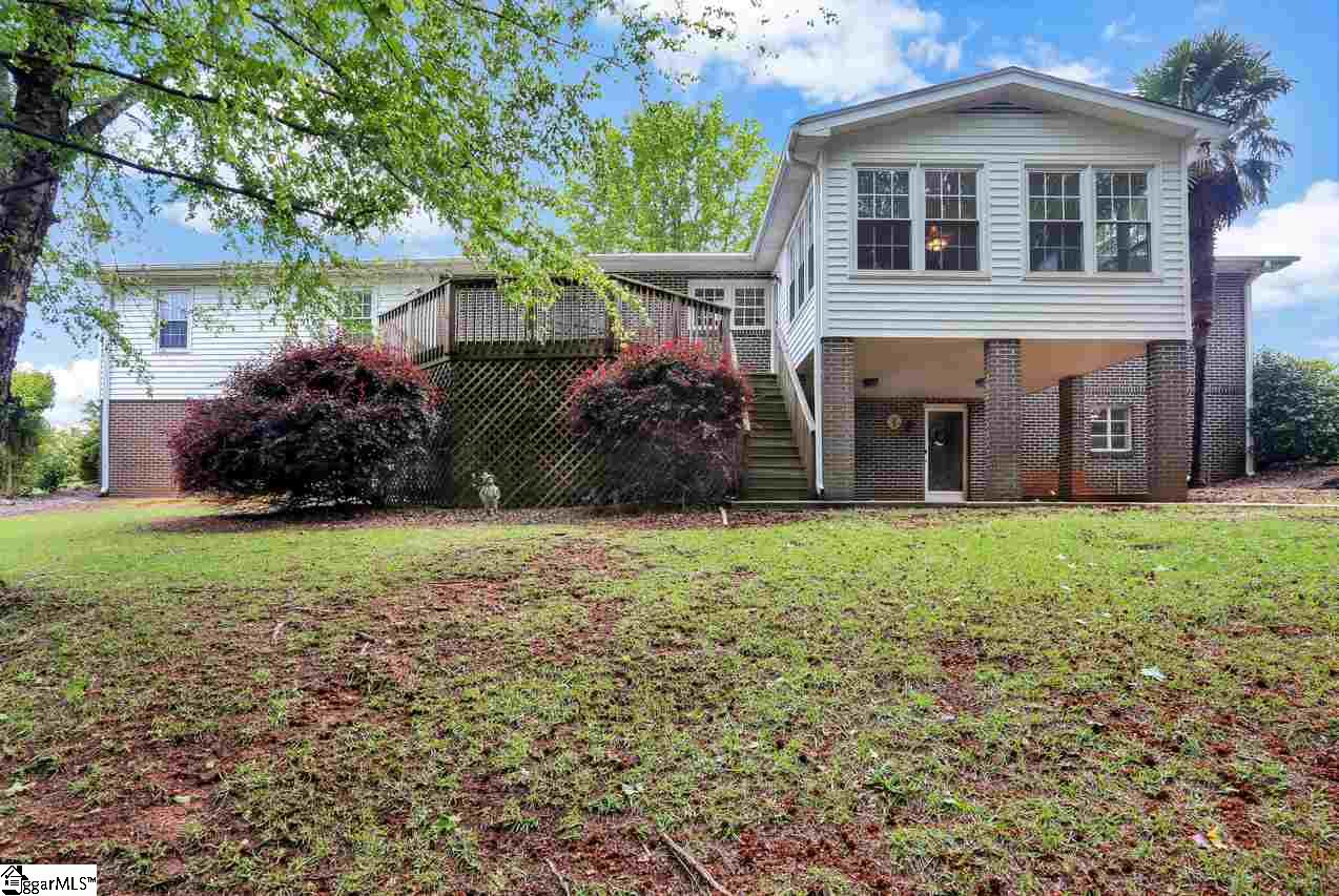 527 Wood Road Greer, SC 29651 - Photo 6 of 35