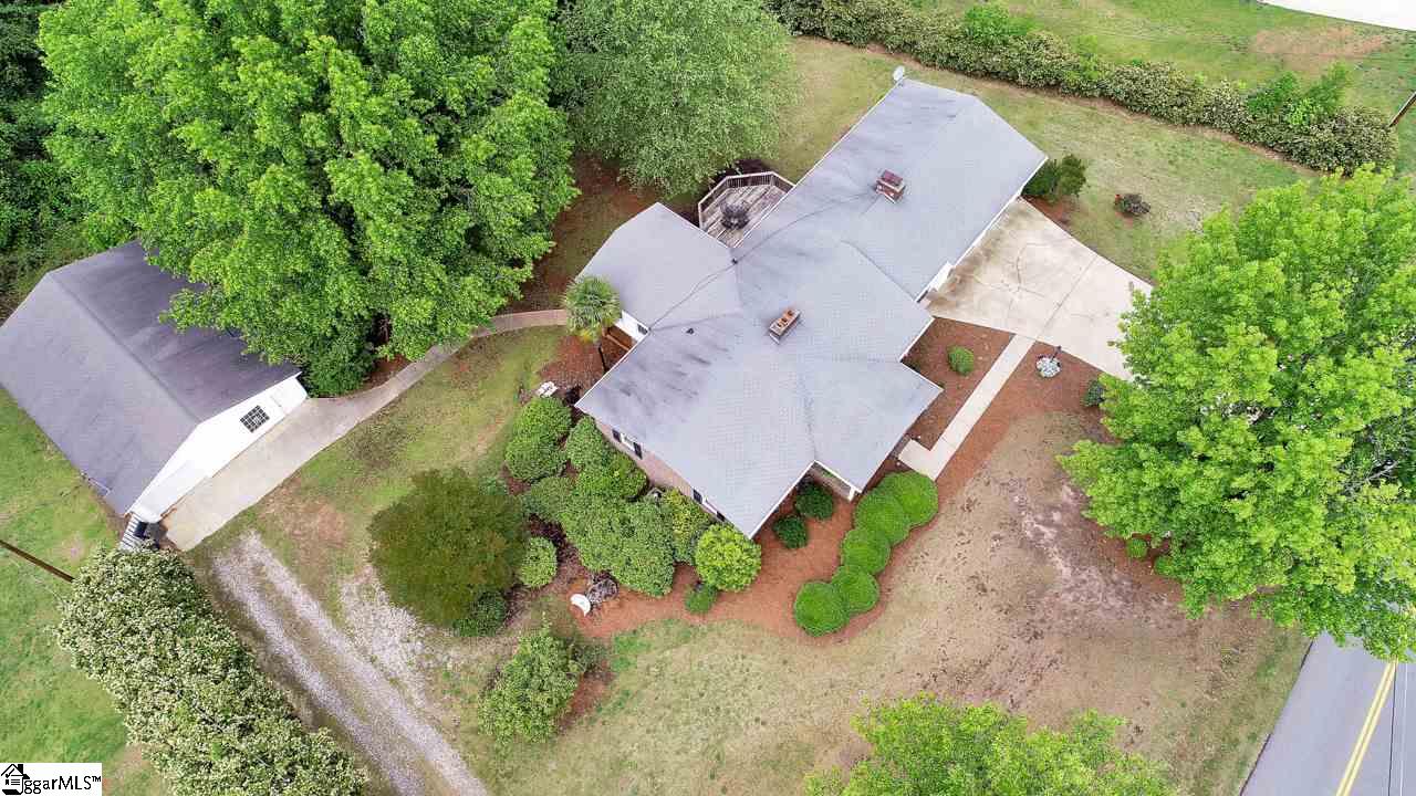 527 Wood Road Greer, SC 29651 - Photo 10 of 35