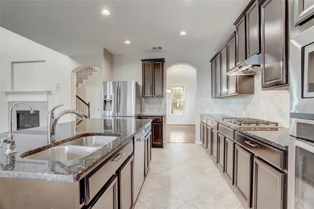 $632,000 | 5402 Bending Branch Drive, Missouri City, TX 77459