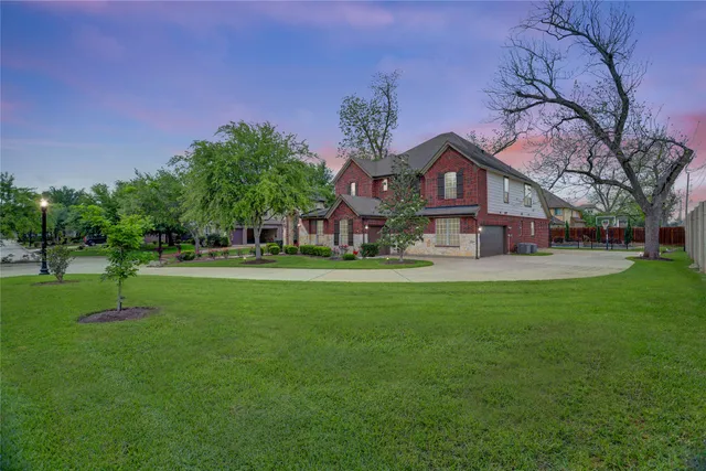 $632,000 | 5402 Bending Branch Drive, Missouri City, TX 77459