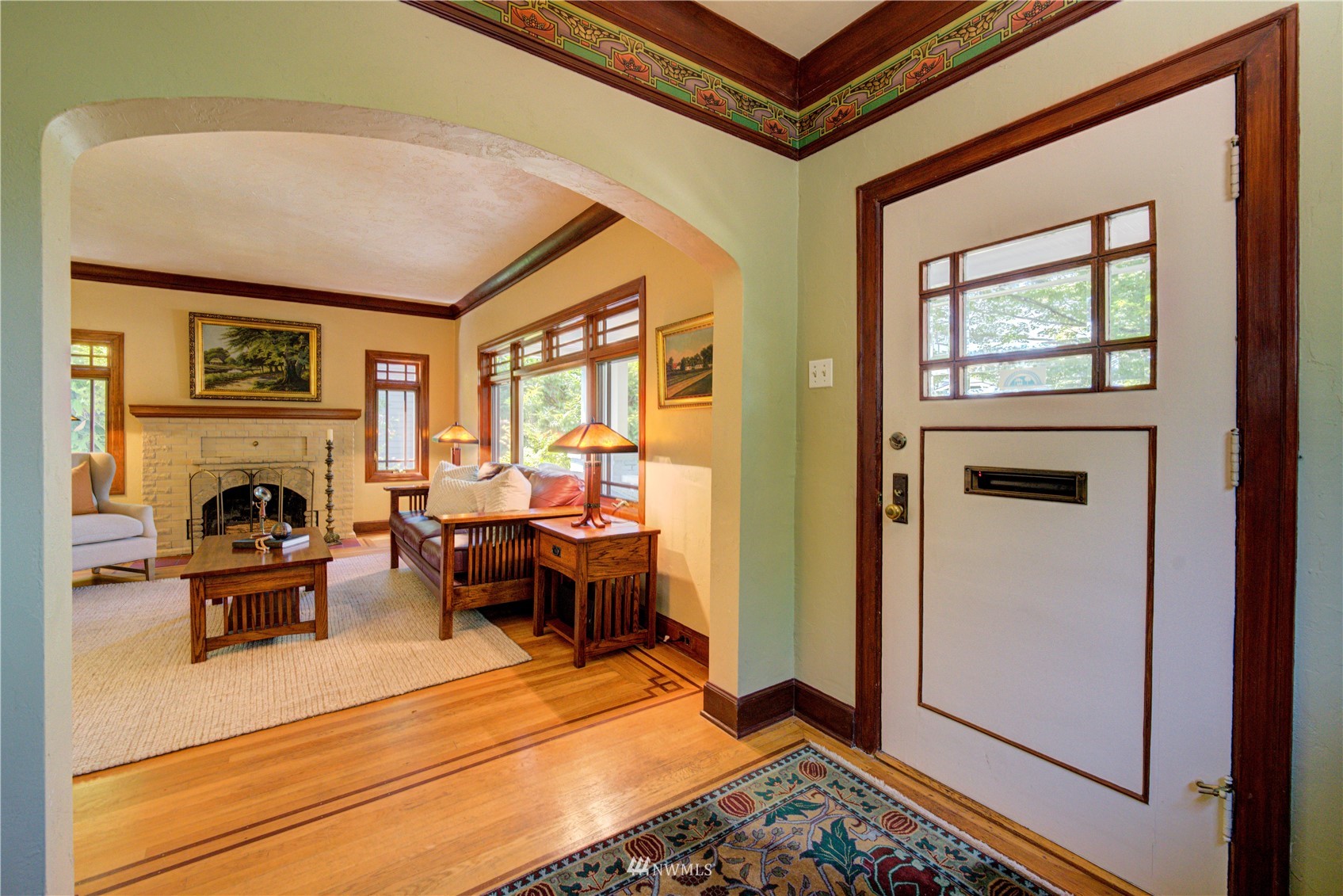 545 North 67th Street Seattle, WA 98103 - Photo 5 of 40 Gallery Image 5
